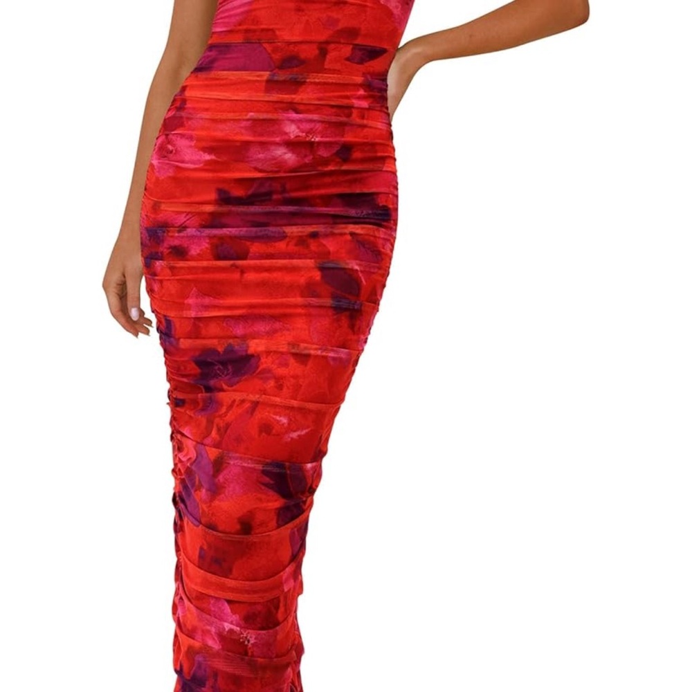 One shoulder bodycon dress